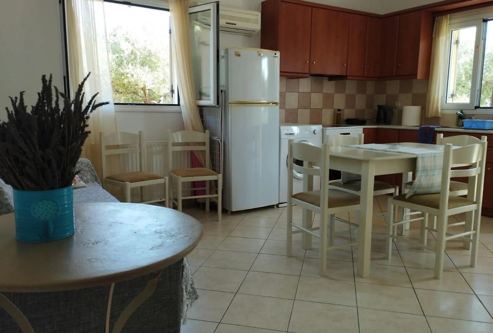 Krini And Aroma Apartments - Garden & Private Parking Mousata